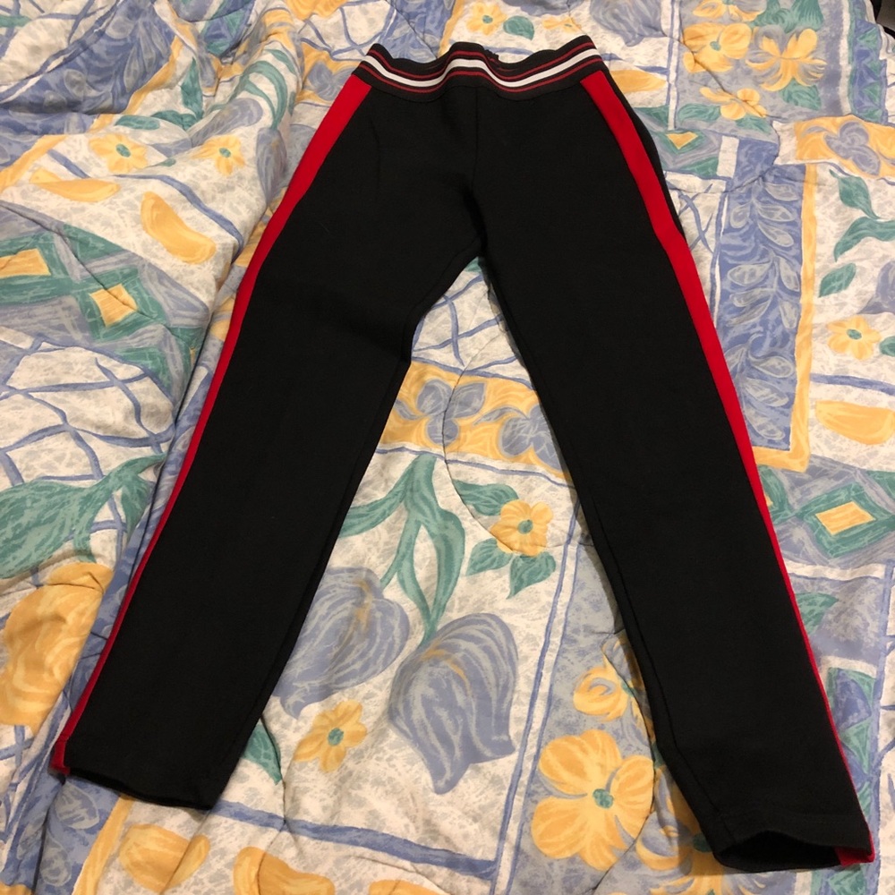 Zara Basic - Red Stripe Leggings